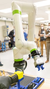 Rosti-PCI-Cary-6Axis-Robot